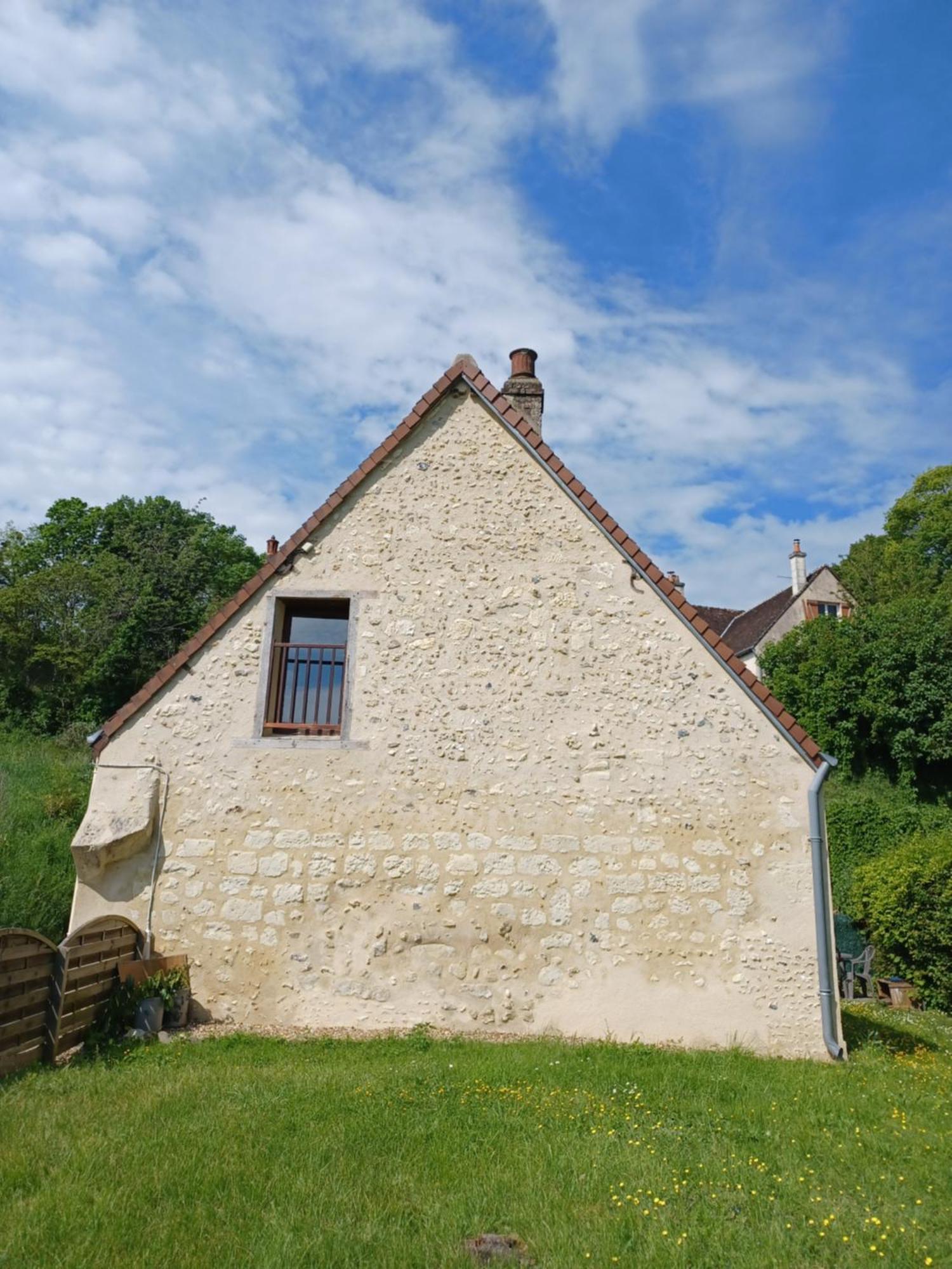 Gite Des Petites Ruelles : Familial Et Chaleureux Trôo Esterno foto